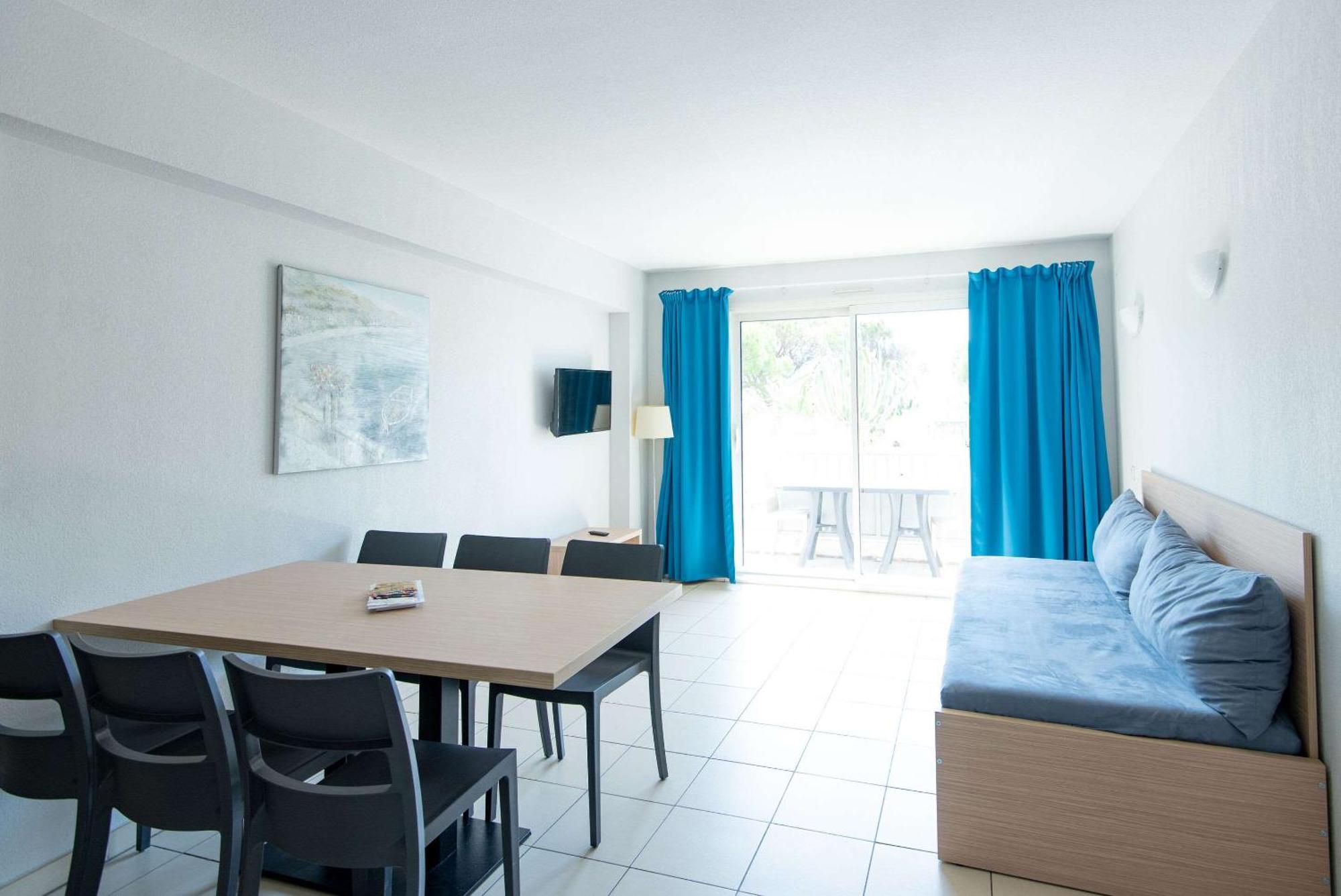 Comfort Aparthotel Frejus La Tour De Mare Екстериор снимка
