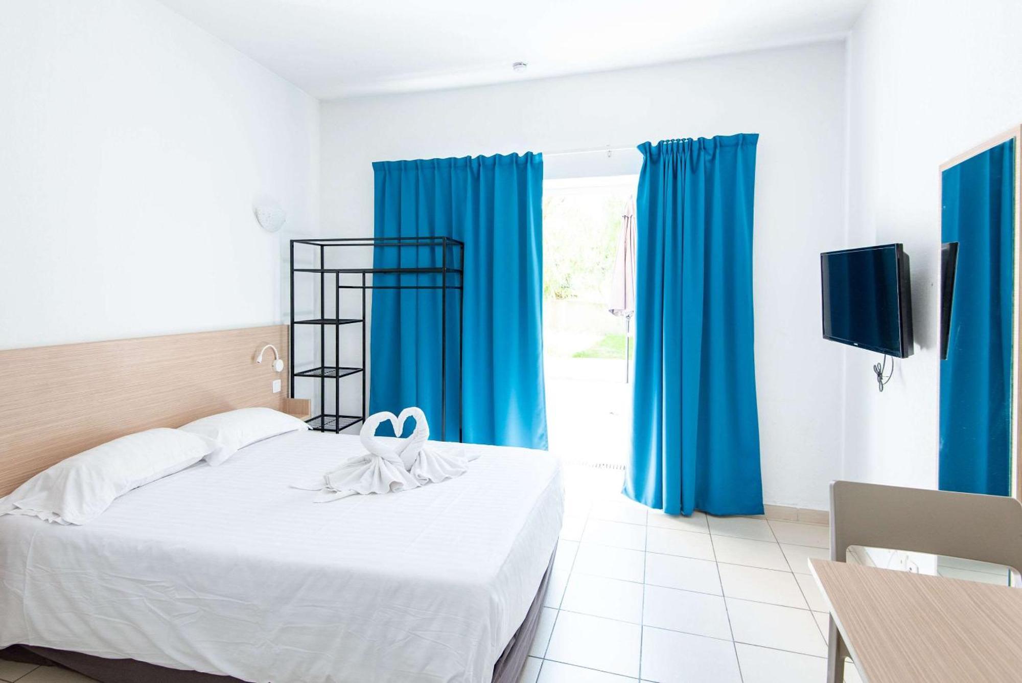 Comfort Aparthotel Frejus La Tour De Mare Екстериор снимка
