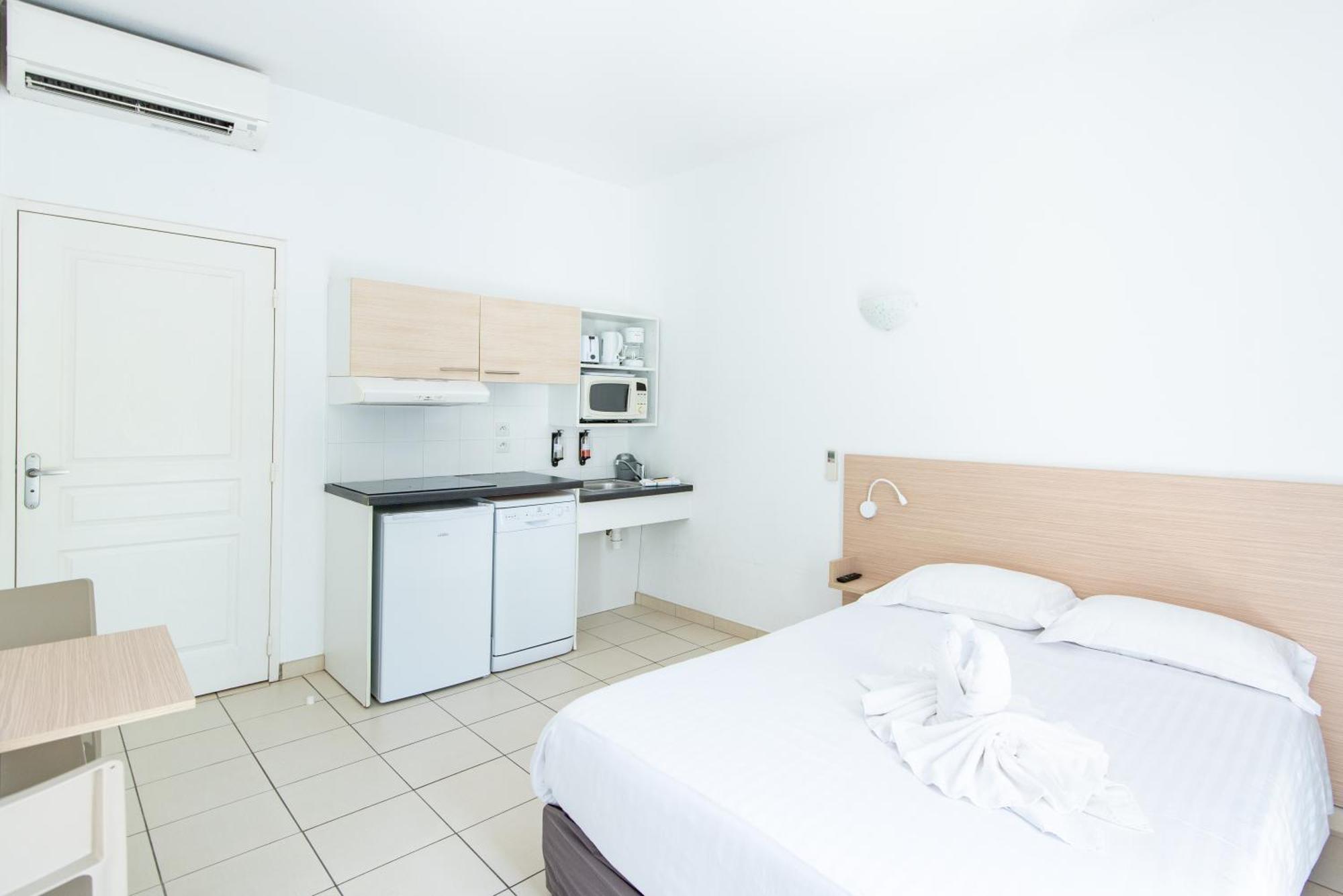 Comfort Aparthotel Frejus La Tour De Mare Стая снимка