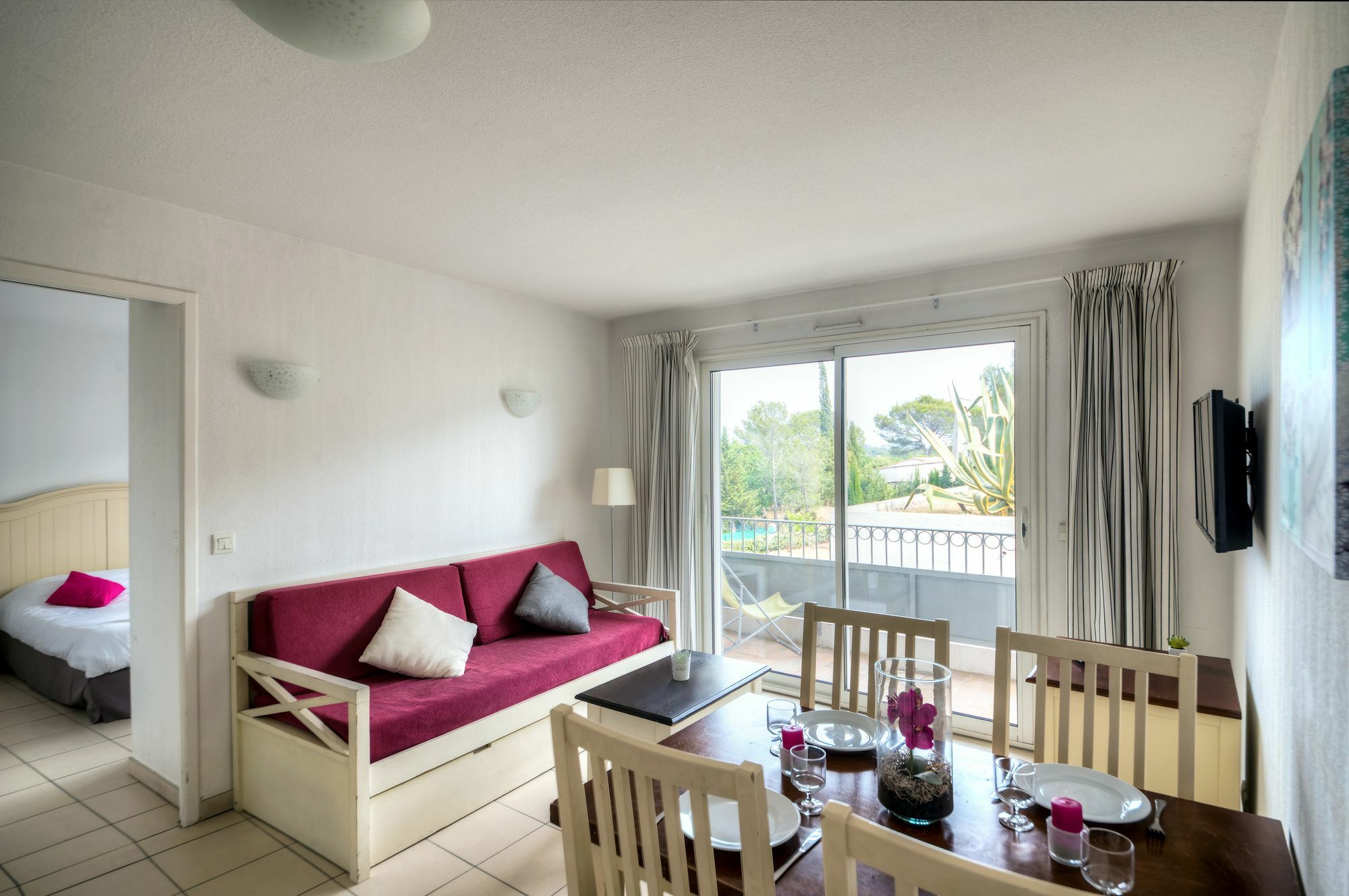 Comfort Aparthotel Frejus La Tour De Mare Екстериор снимка